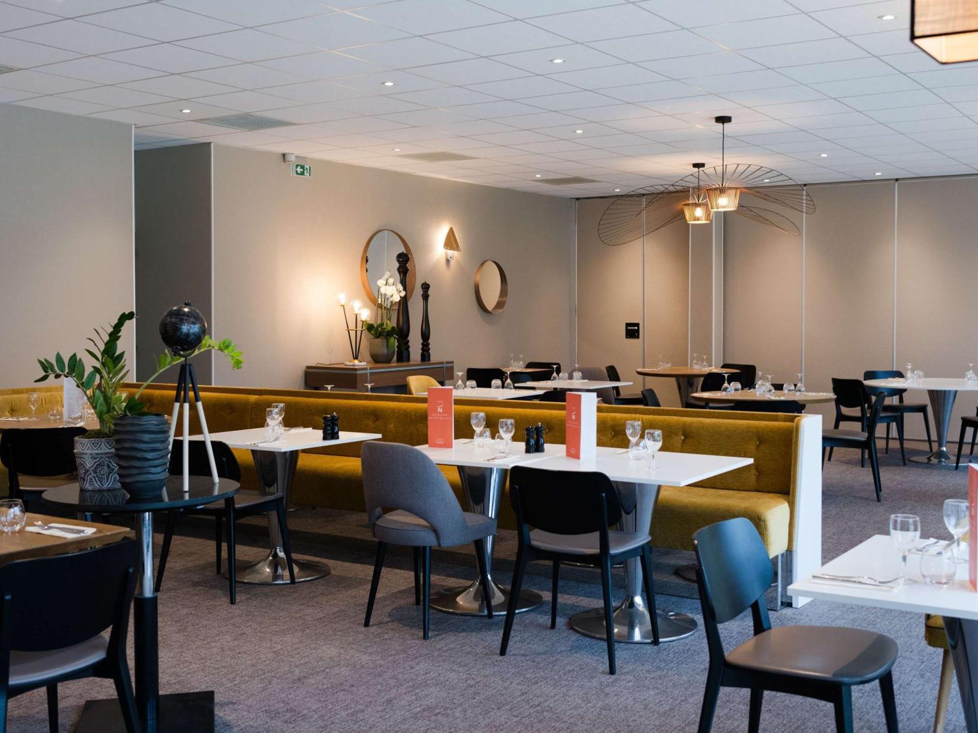 Novotel Bayeux Exterior foto